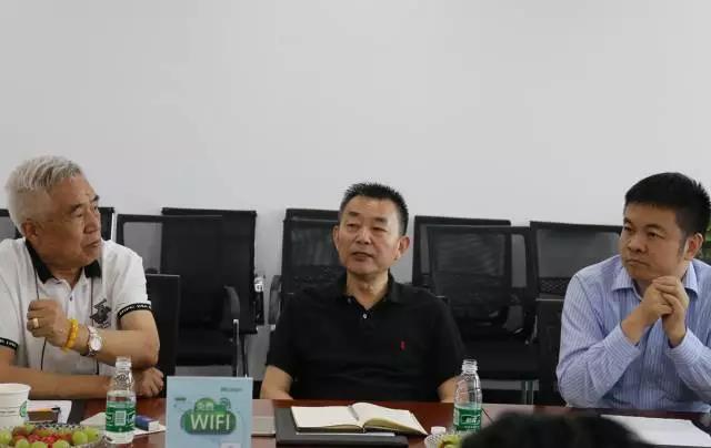地產大佬組團來訪WULIAN智能家居，聚焦房地產轉型升級3.jpg